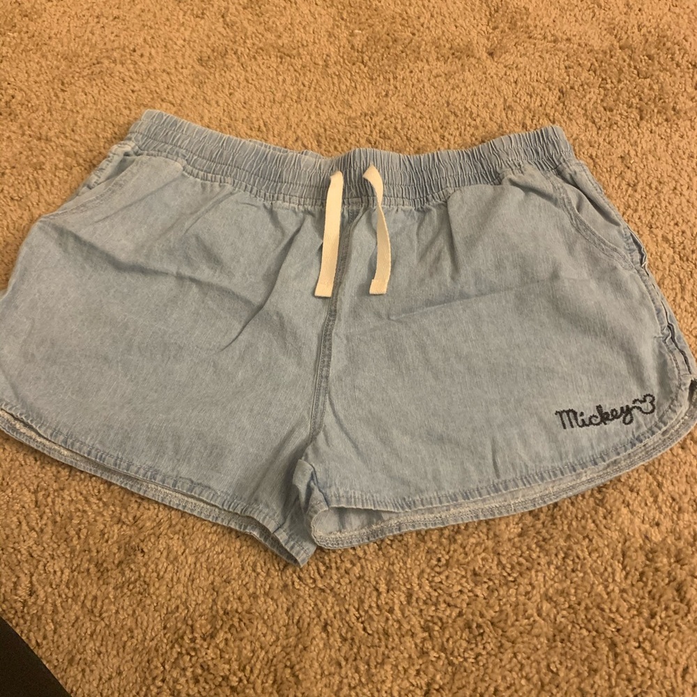 Junk Food x Disney shorts